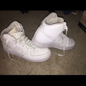 White Nike Air Force 1 High